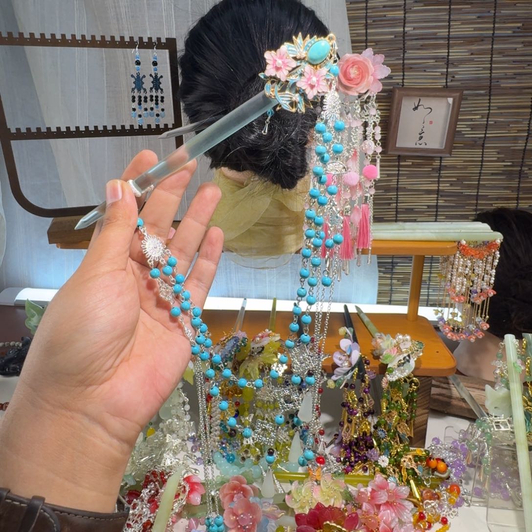 丫***头蛇纹石玉合金发饰
