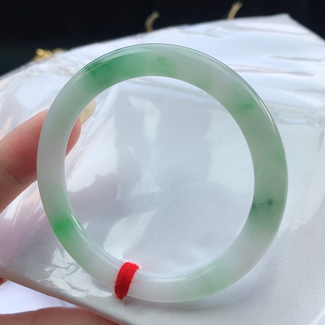 翡翠手镯未镶嵌53圆条882009