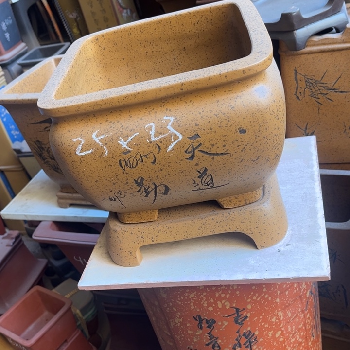 紫砂花盆紫砂花盆