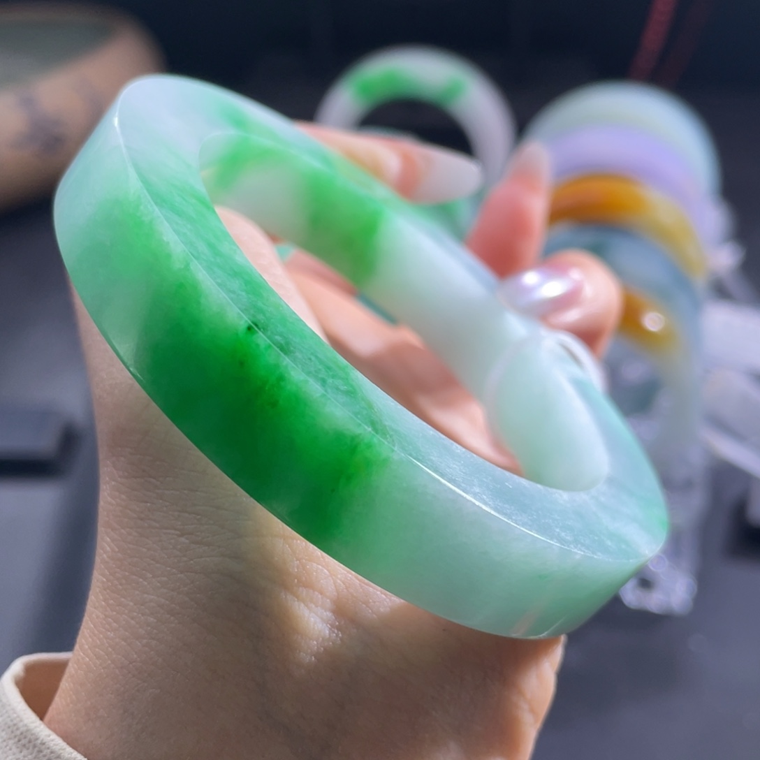 定制翡翠未镶嵌正圈