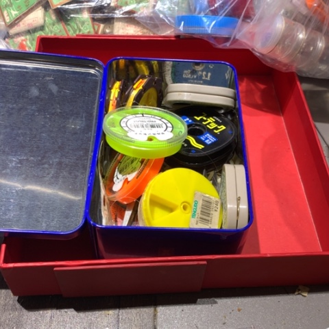 一盒子配件开始拍