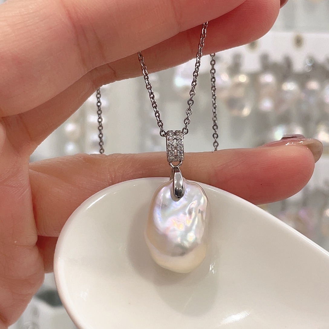 颈饰未镶嵌淡水珍珠