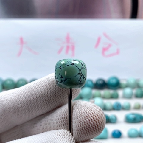 绿松石颈饰未镶嵌