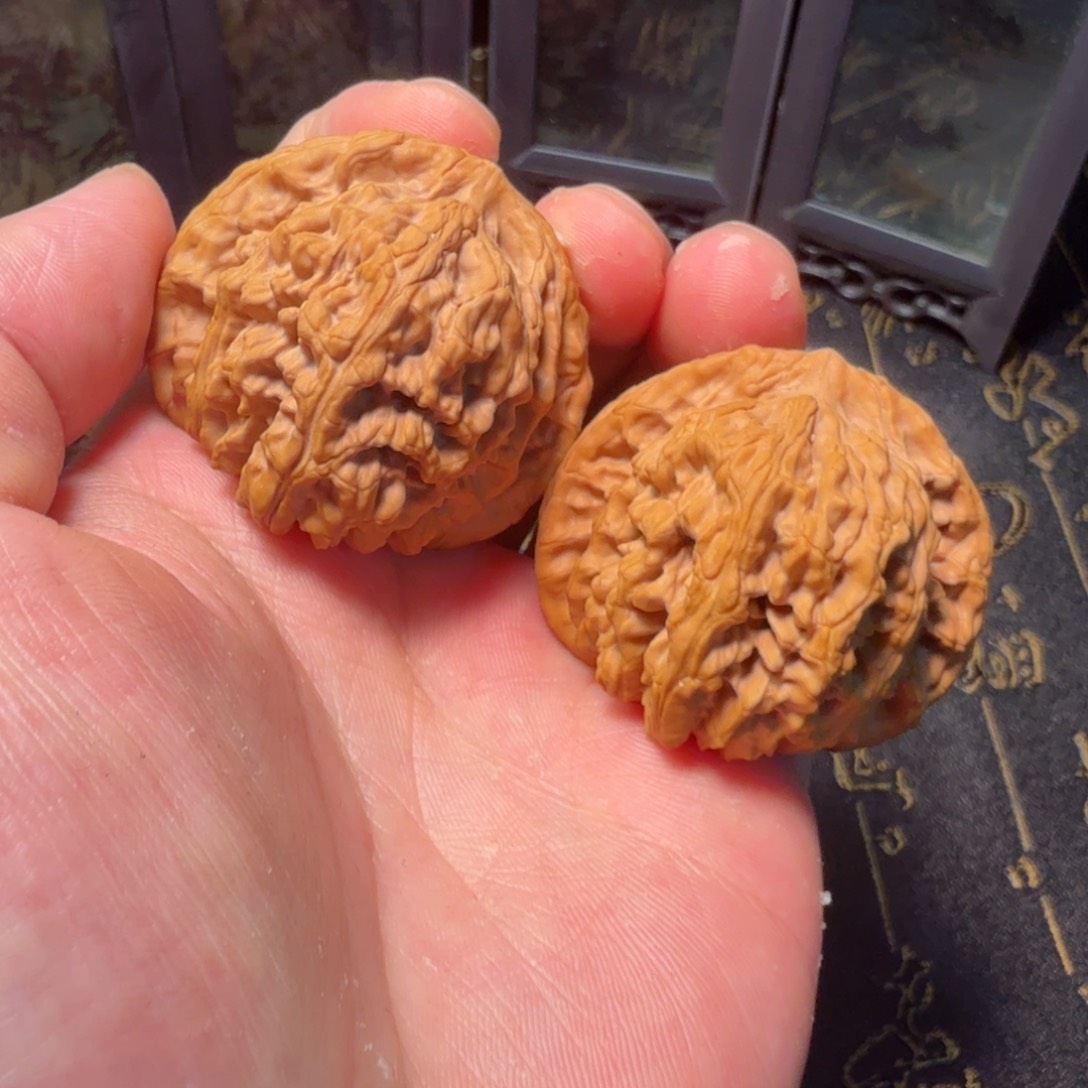 文玩核桃把件汉高楼43