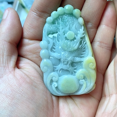 翡翠颈饰未镶嵌天然缅甸翡翠a货