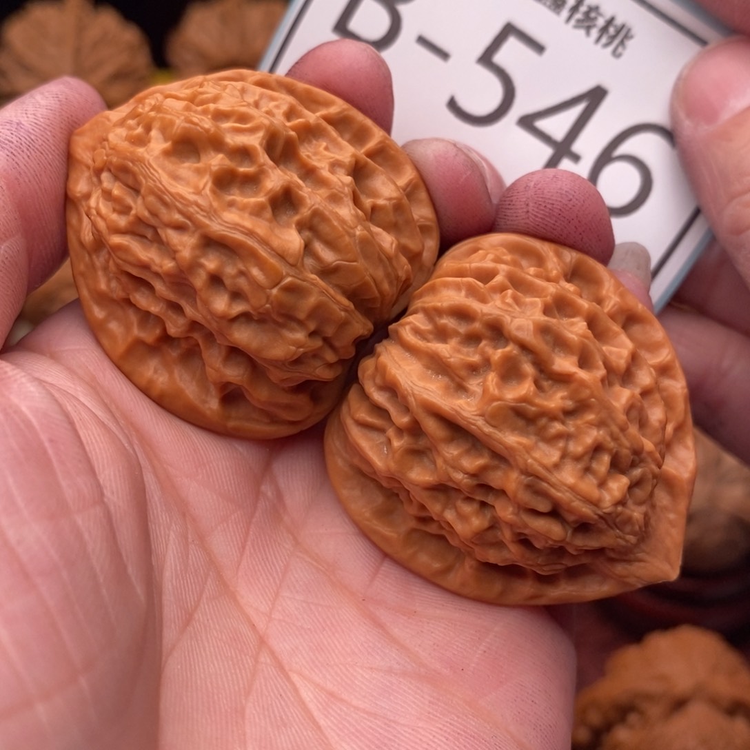 文玩核桃把件金牛37