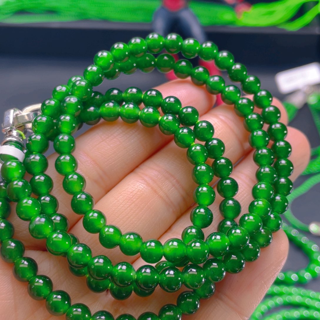 翡翠颈饰未镶嵌，1