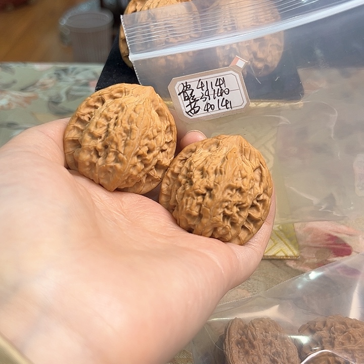 文玩核桃把件望月