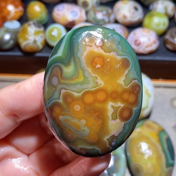 未镶嵌玛瑙/玉髓珠宝半成品182