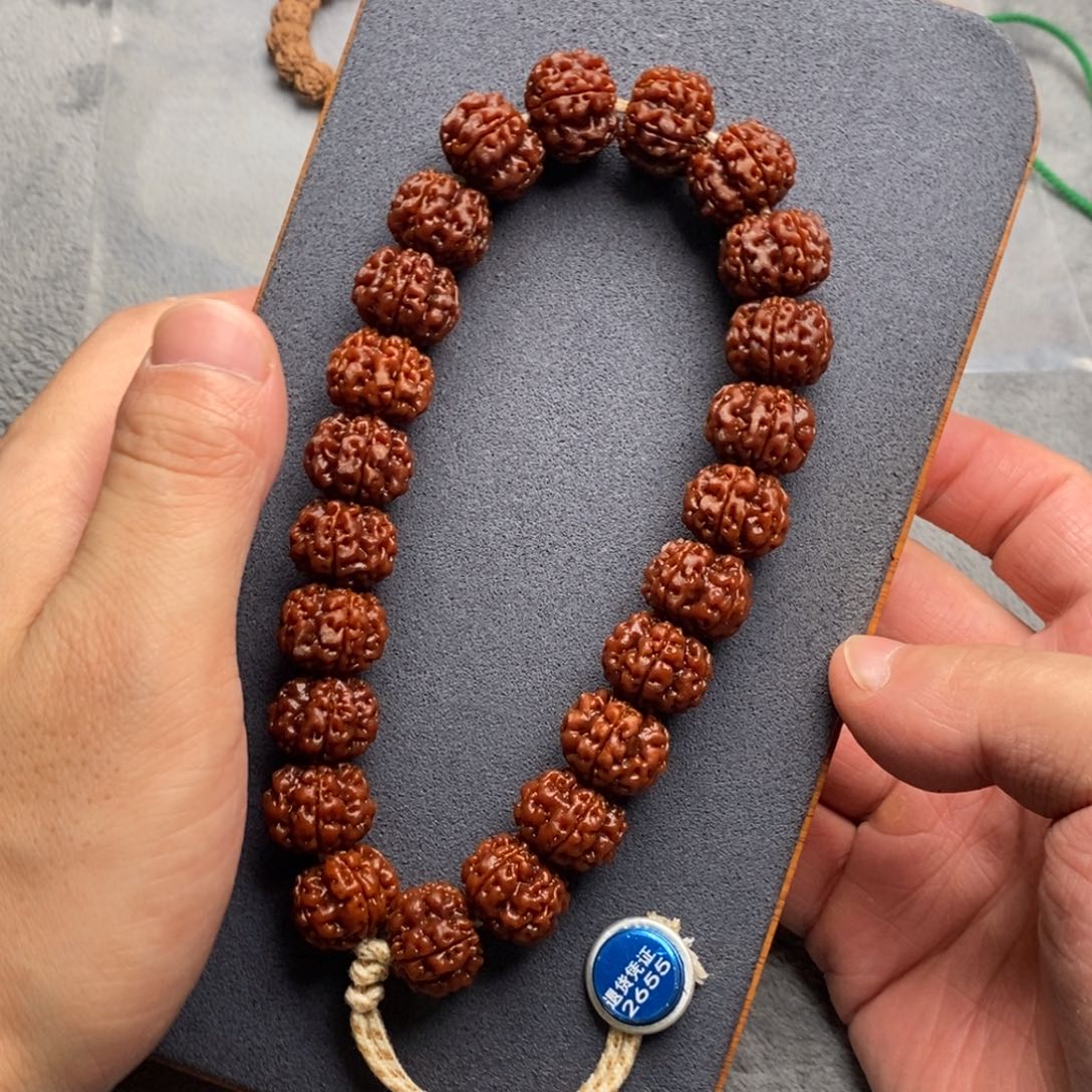 C***C金刚菩提吊坠梅花