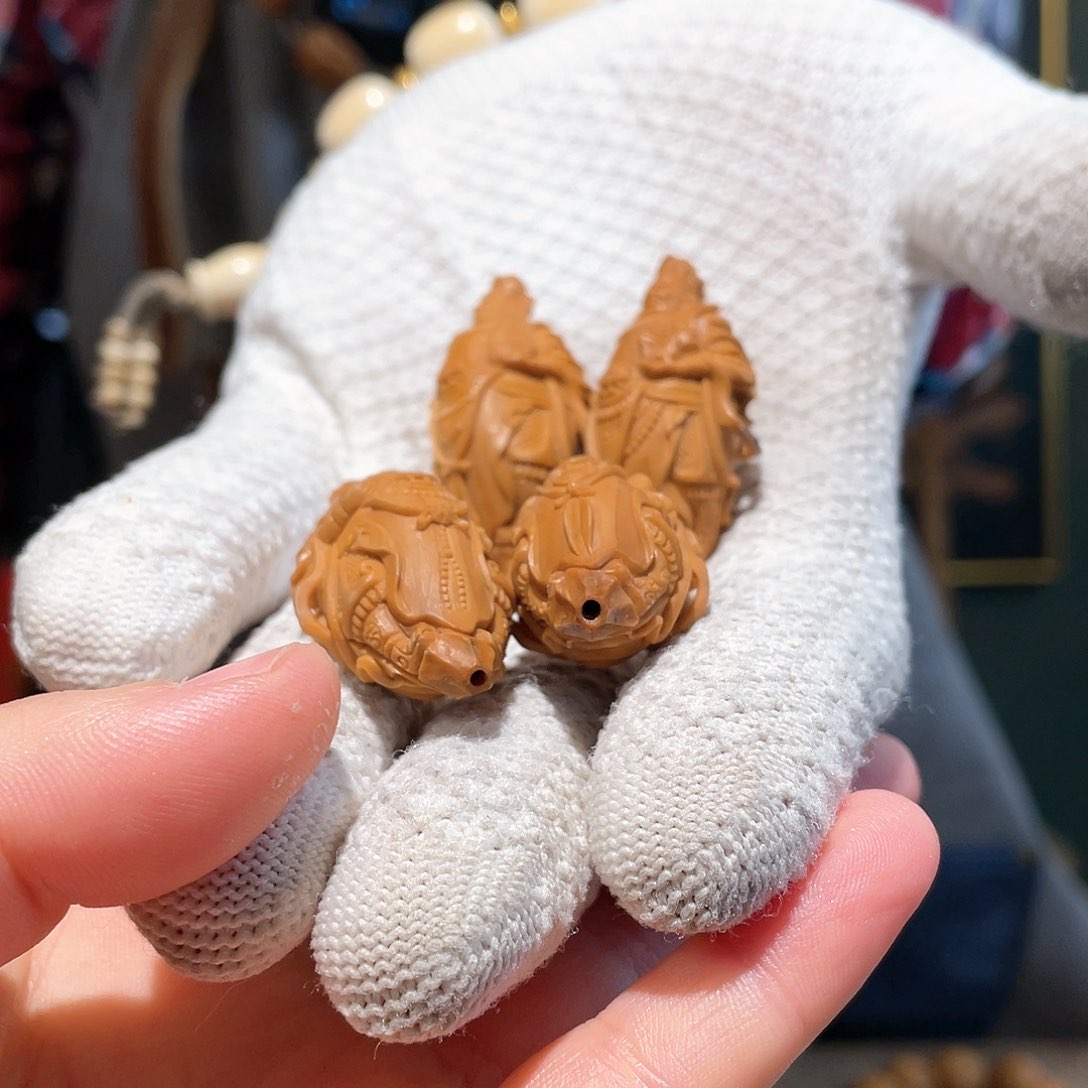 橄榄核手串/手链飘带四大天王……