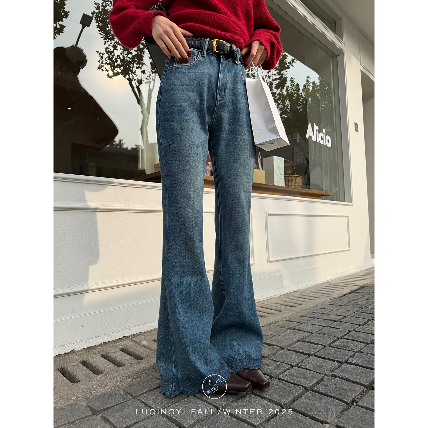 鹭青一原创【纵浪】复古做旧绣花平腰头微喇牛仔裤L25N7628B