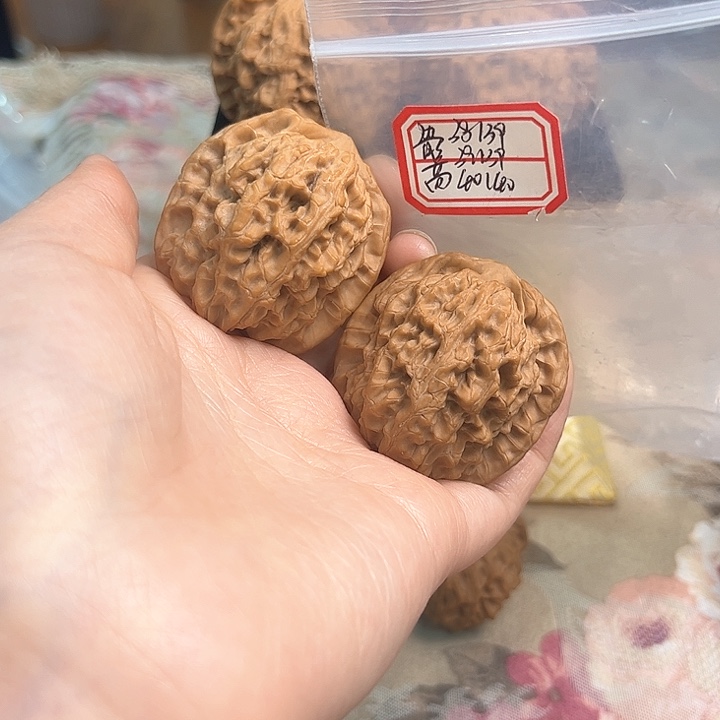 文玩核桃把件非嫁接马老四