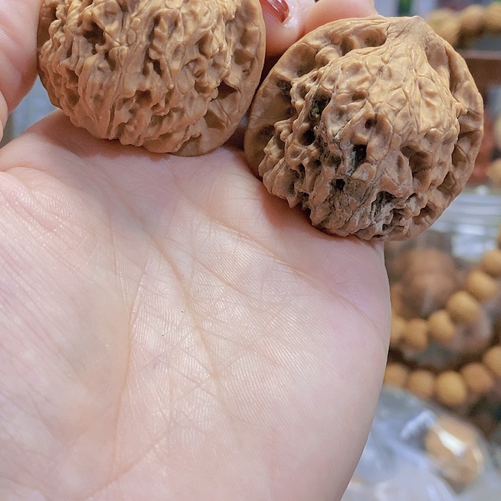 【闪购商品】文玩核桃把件43红狮子