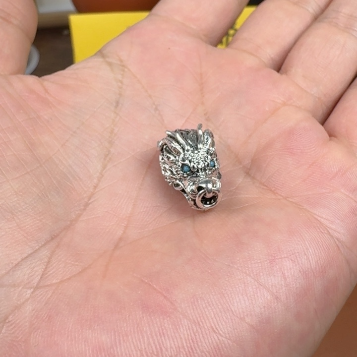 无合金龙头三通一个