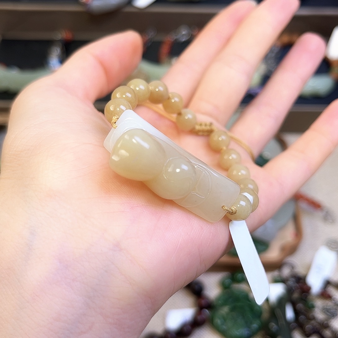 X***W手链未镶嵌和田玉