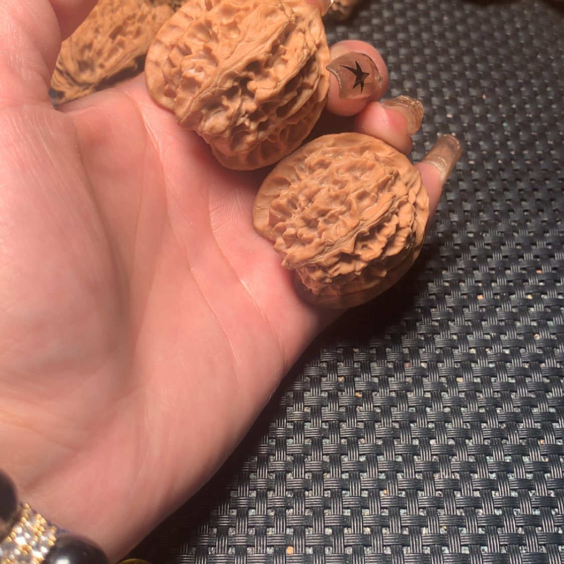 【闪购商品】文玩核桃吊坠苹果