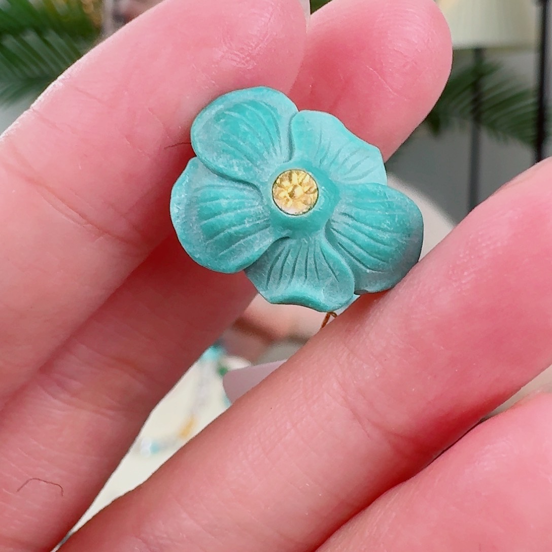 未镶嵌绿松石珠宝奇石