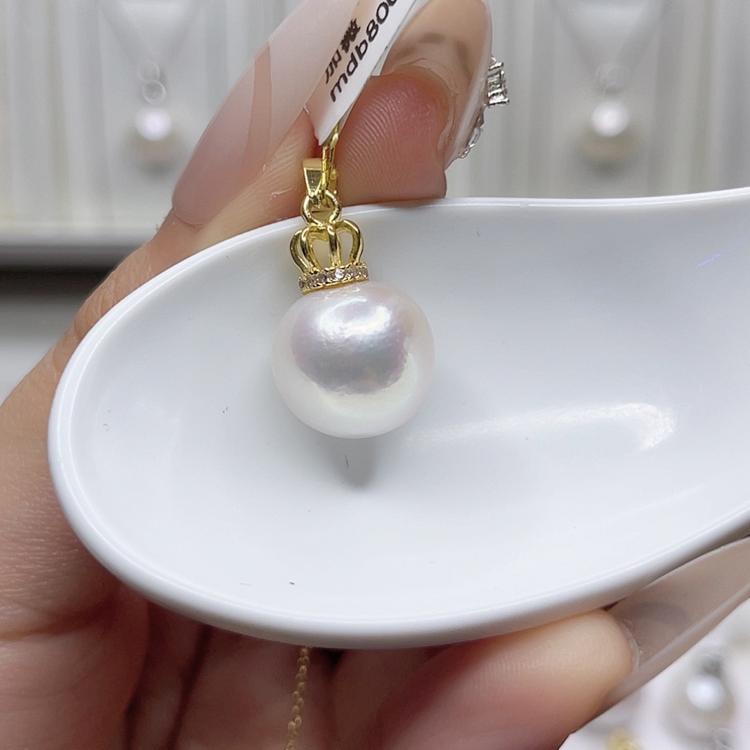 淡水珍珠吊坠(赠链)未镶嵌