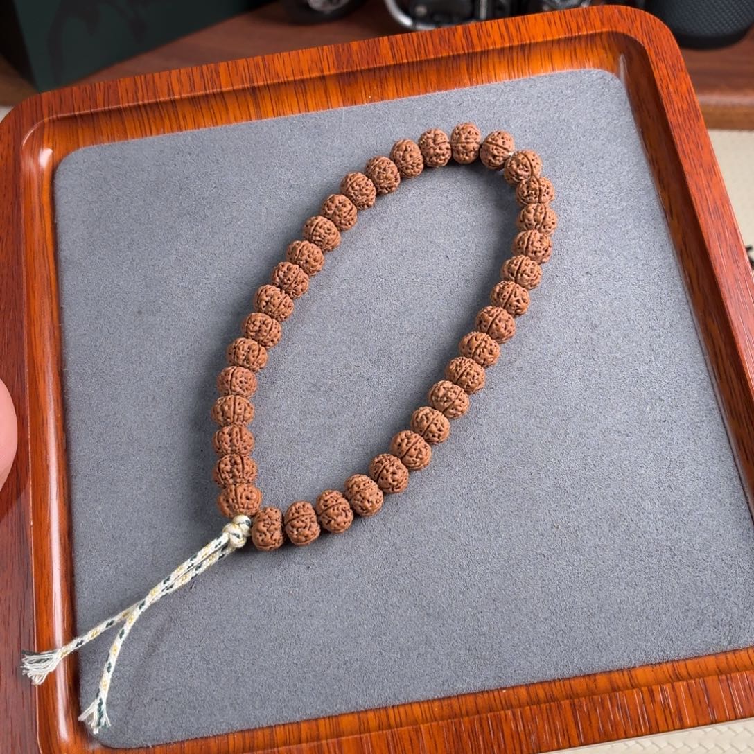 吊坠金刚菩提凹底梅花