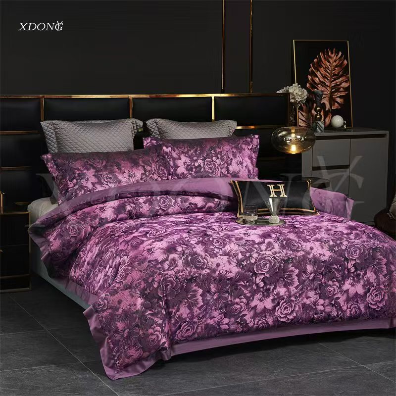 XDONGY（冬云家纺）200*230高精密贡缎 辰月花影 保暖蓄热冬被