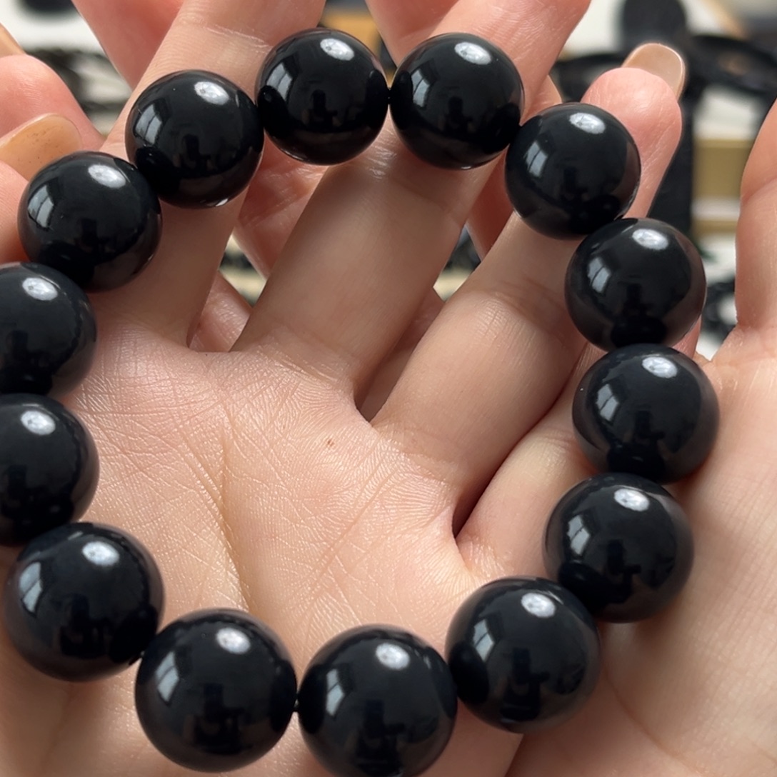 潍***司和田玉（墨玉）未镶嵌颈饰卡16