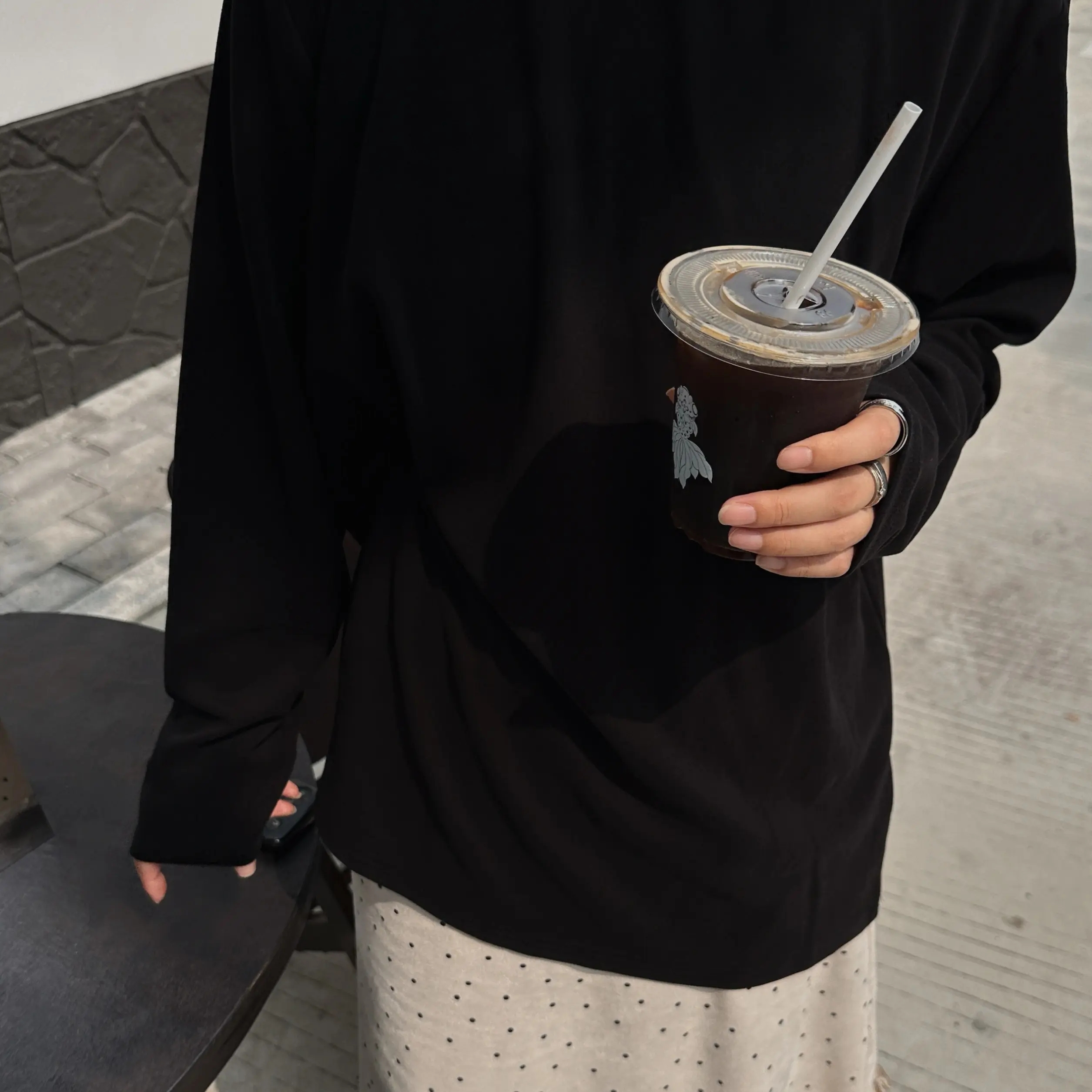 《半日刊》松弛感婴儿绒圆领宽松显瘦百搭长袖纯色打底衫外穿上衣T