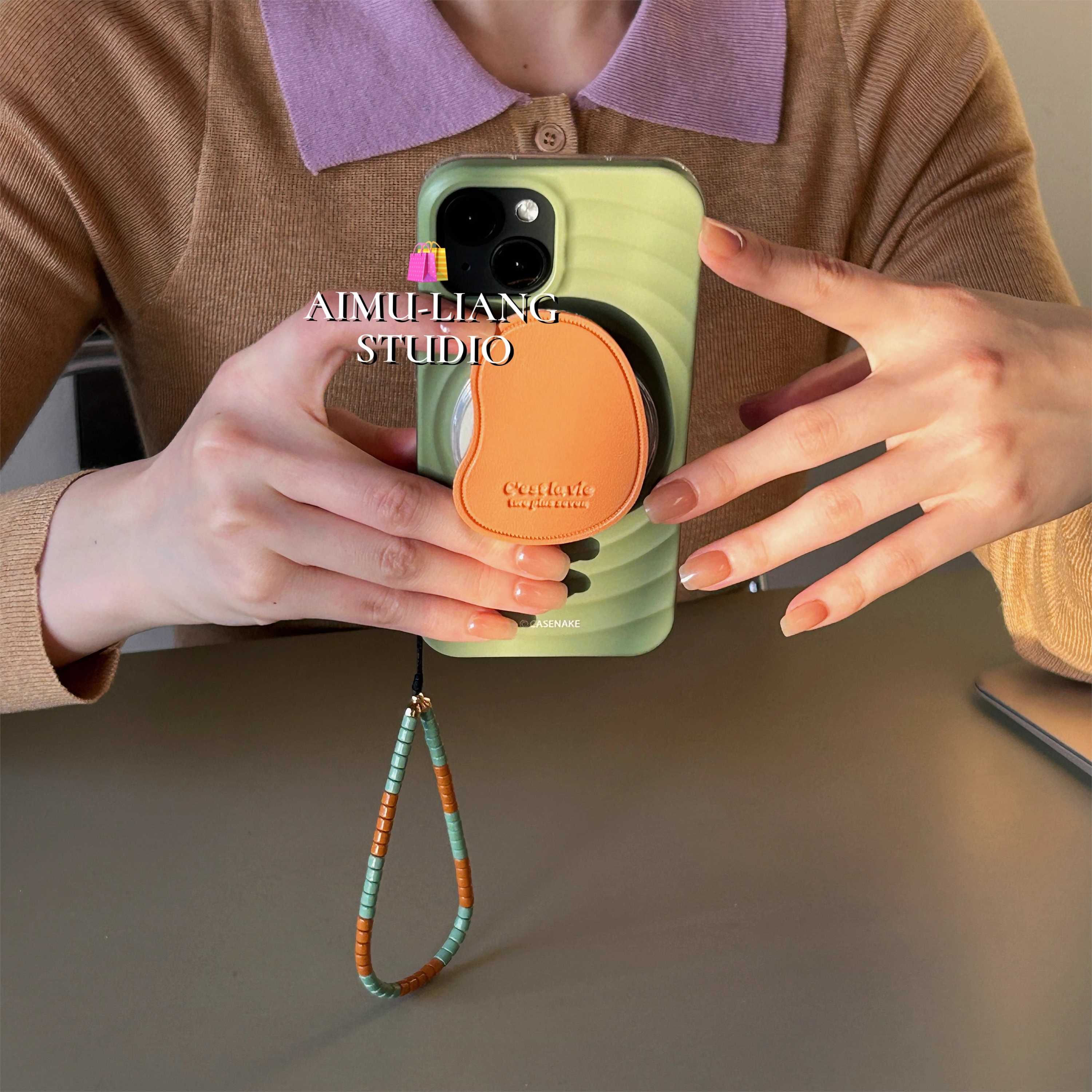 AIMU原创野蕨绿烤漆链适用iPhone16promax手机壳磁吸苹果151413