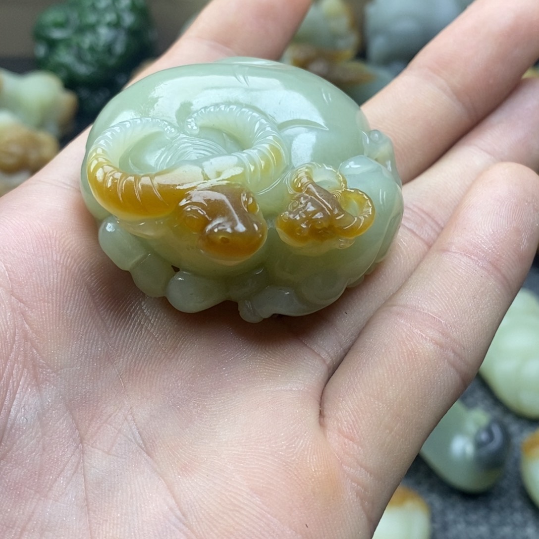 和田玉未镶嵌挂件L*N