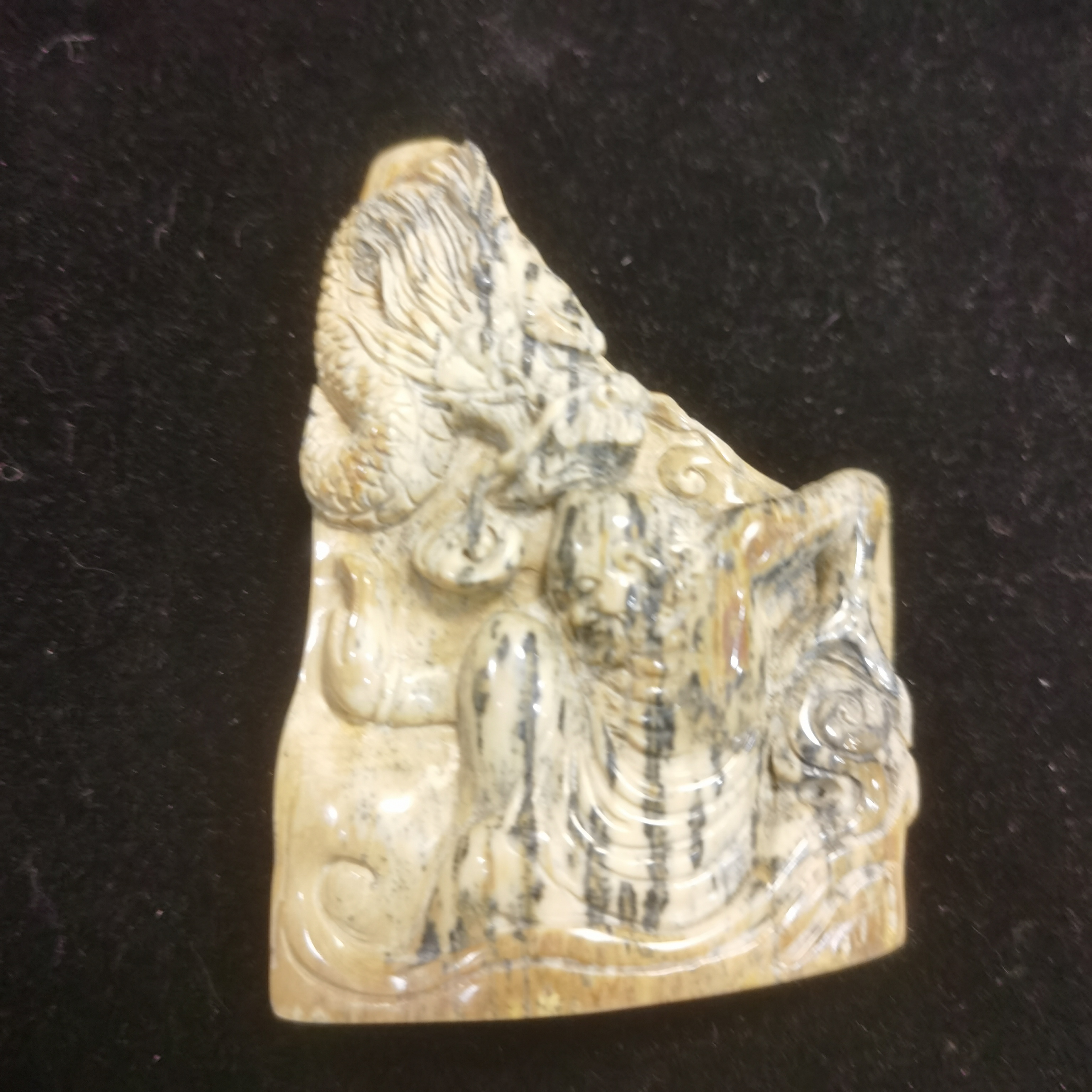 猛犸雕刻件约46克ZL481