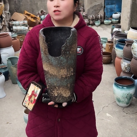 口16 高38瑕疵盆子。