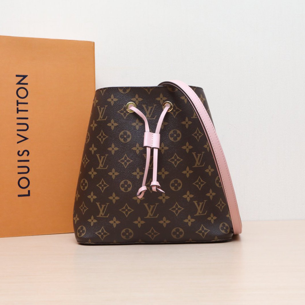 99新 LouisVuitton/路易威登 单肩包  水桶包 中号 26 P215359086