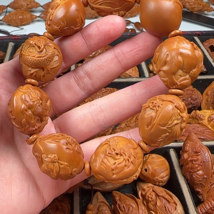 橄榄核手串/手链风****叔核雕工艺
