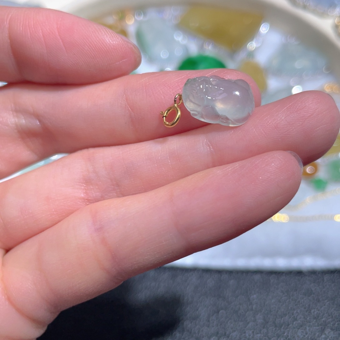 翡翠颈饰18K金镶嵌翡翠