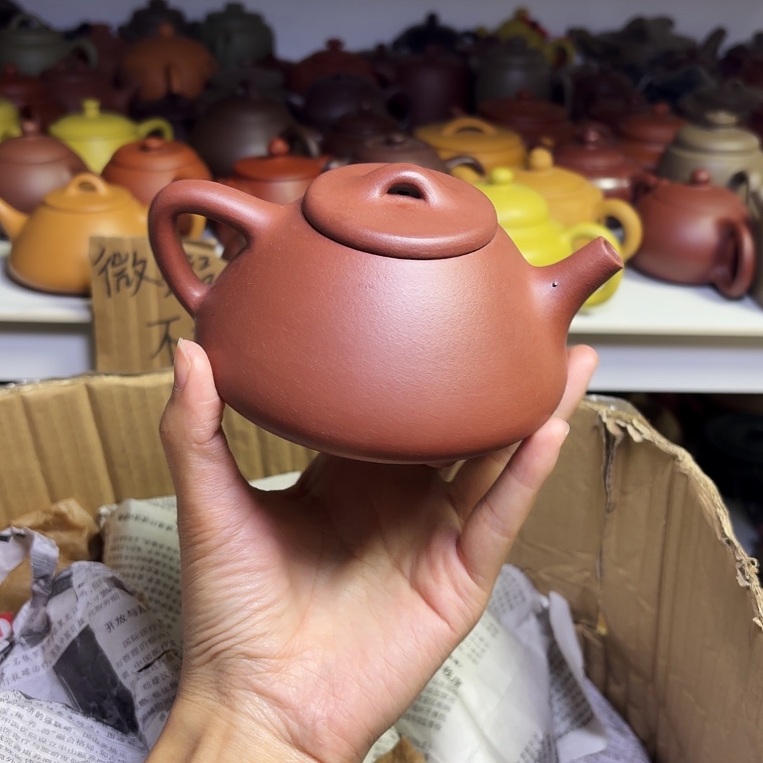 甄选宜兴本土紫砂壶