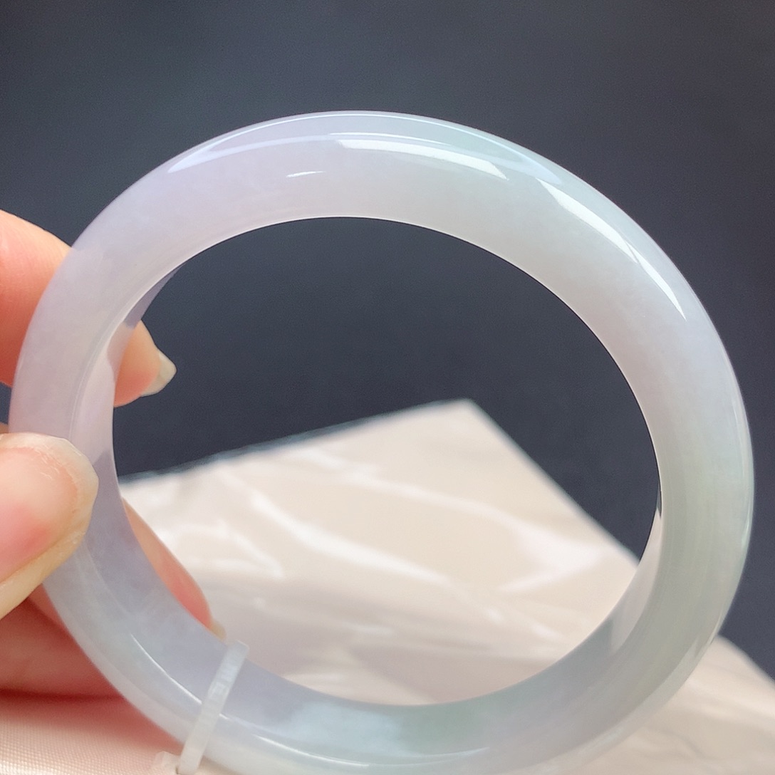 翡翠手镯未镶嵌05n n n n n n n