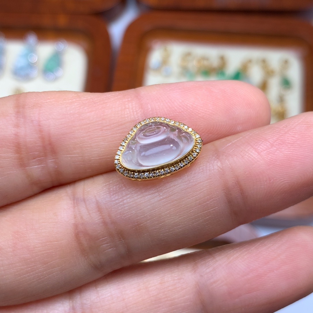 翡翠18K金镶嵌毛衣链佛公