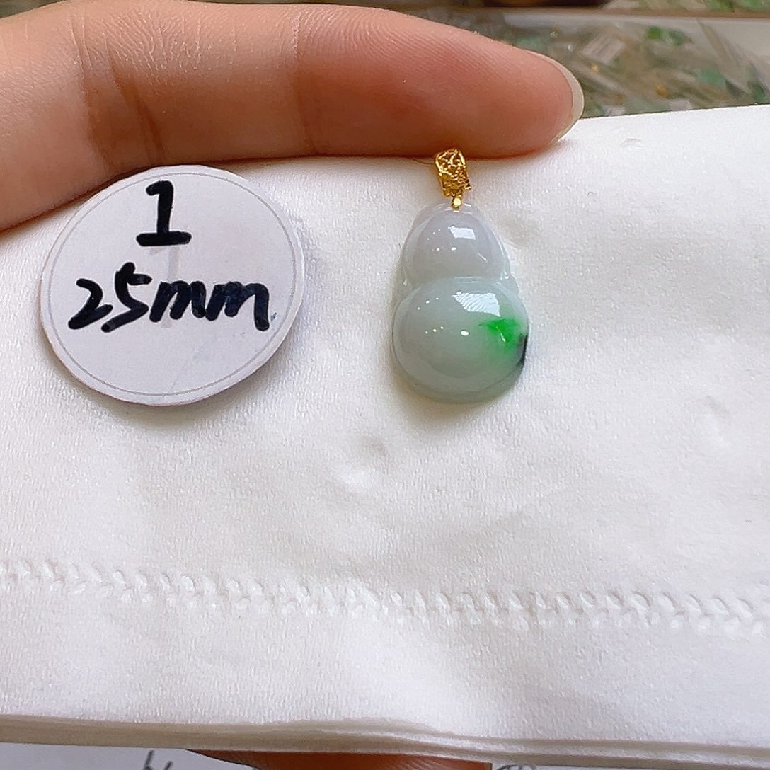 翡翠吊坠(不含链)18K金镶嵌翡翠