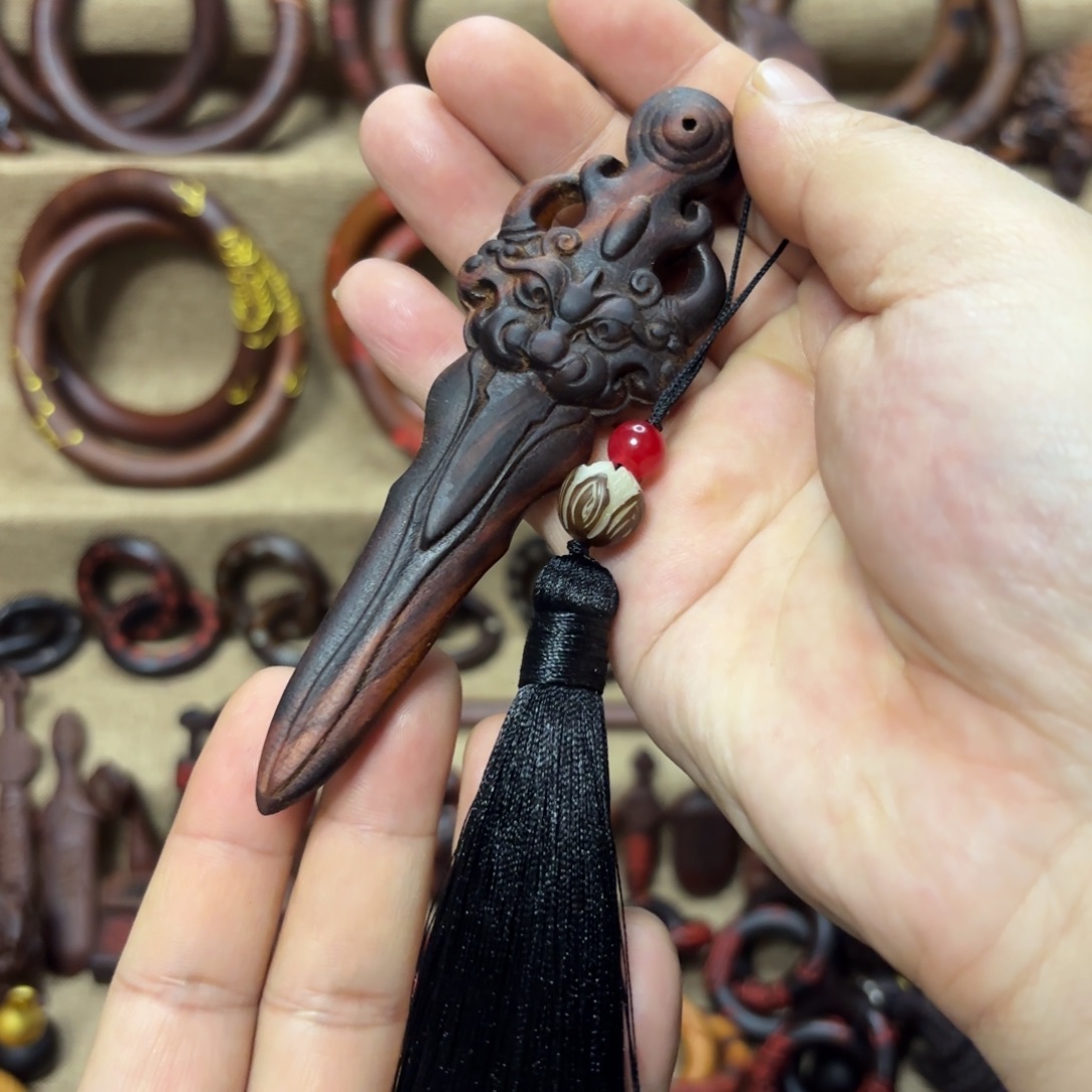 A***.桃木桃木睚呲剑12厘米