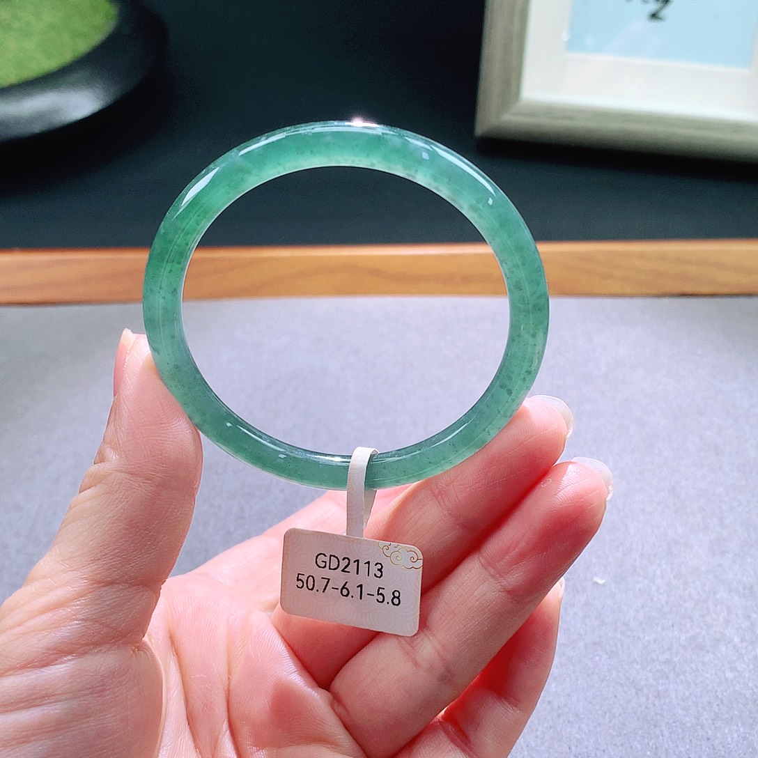 未镶嵌手镯翡翠天然翡翠手镯a货