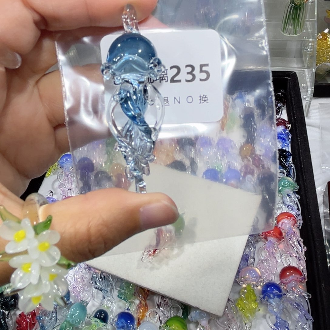 4***大玻璃颈饰235水母一个