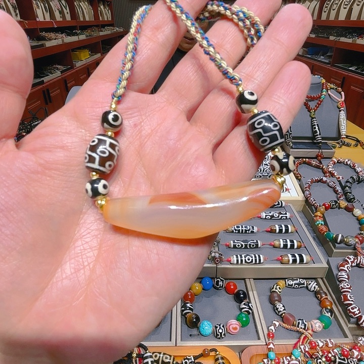 未镶嵌玛瑙/玉髓珠宝奇石