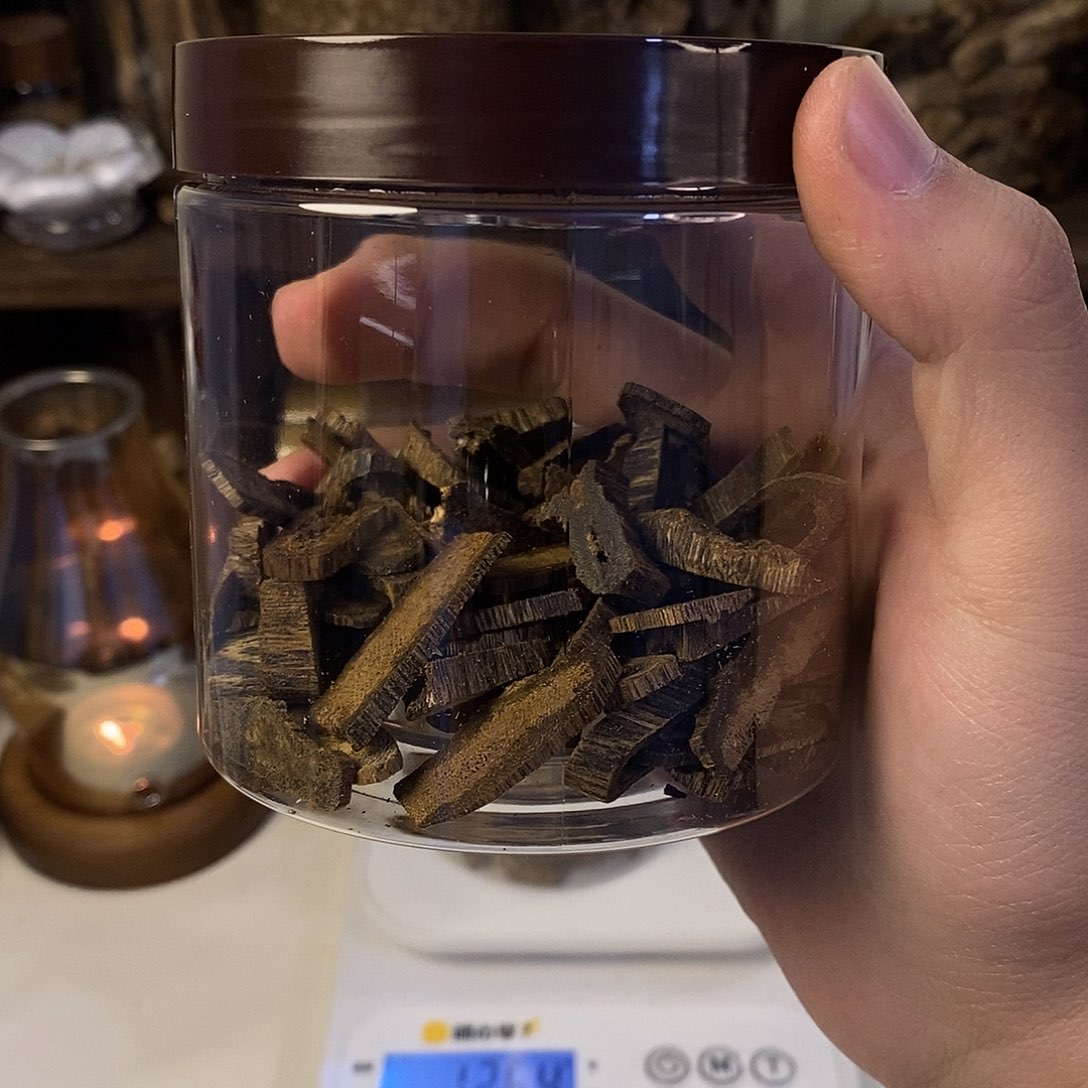 沉香沉香碎屑金沙叶边角料37克