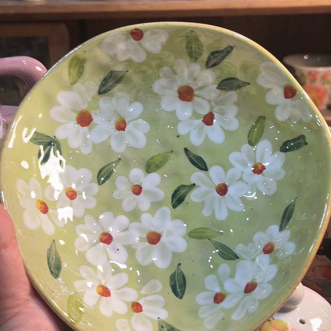 瓷片红红火火过大年