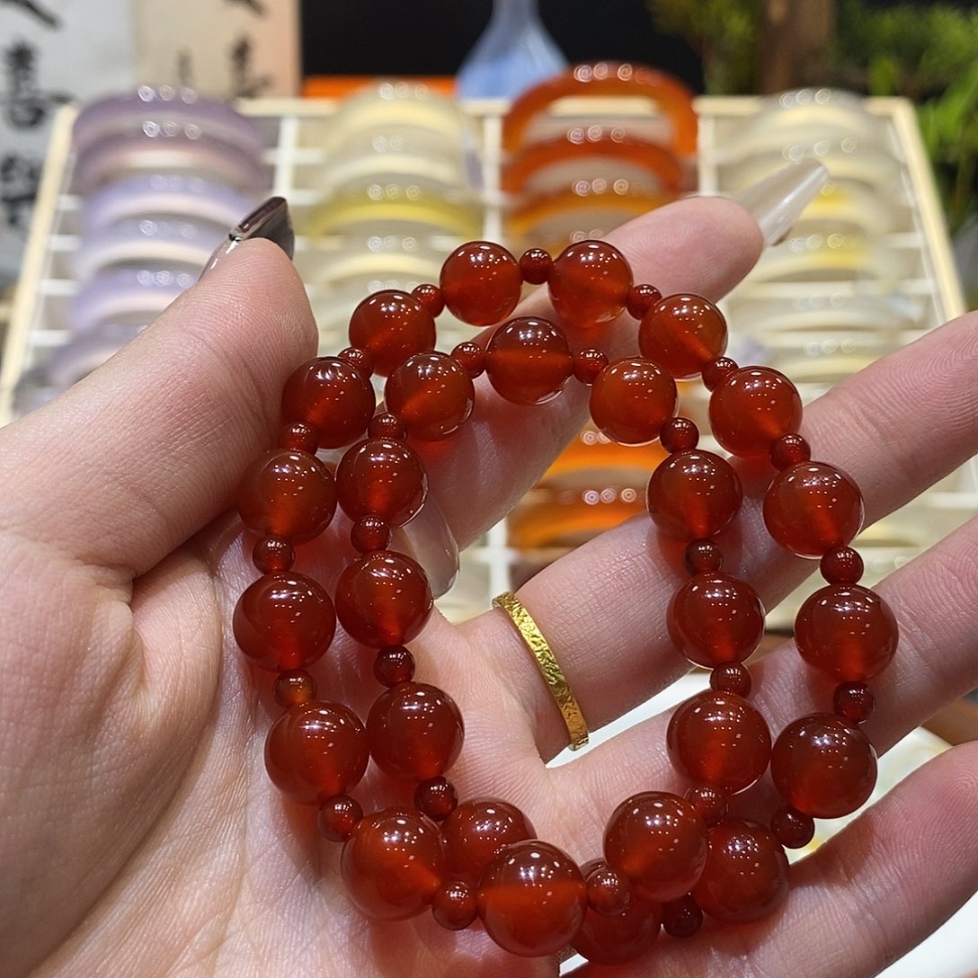 一***。玛瑙/玉髓未镶嵌手镯手串