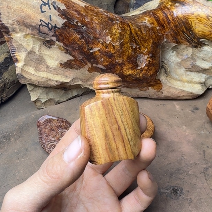 黄花梨/降香黄檀黄花梨品相罐