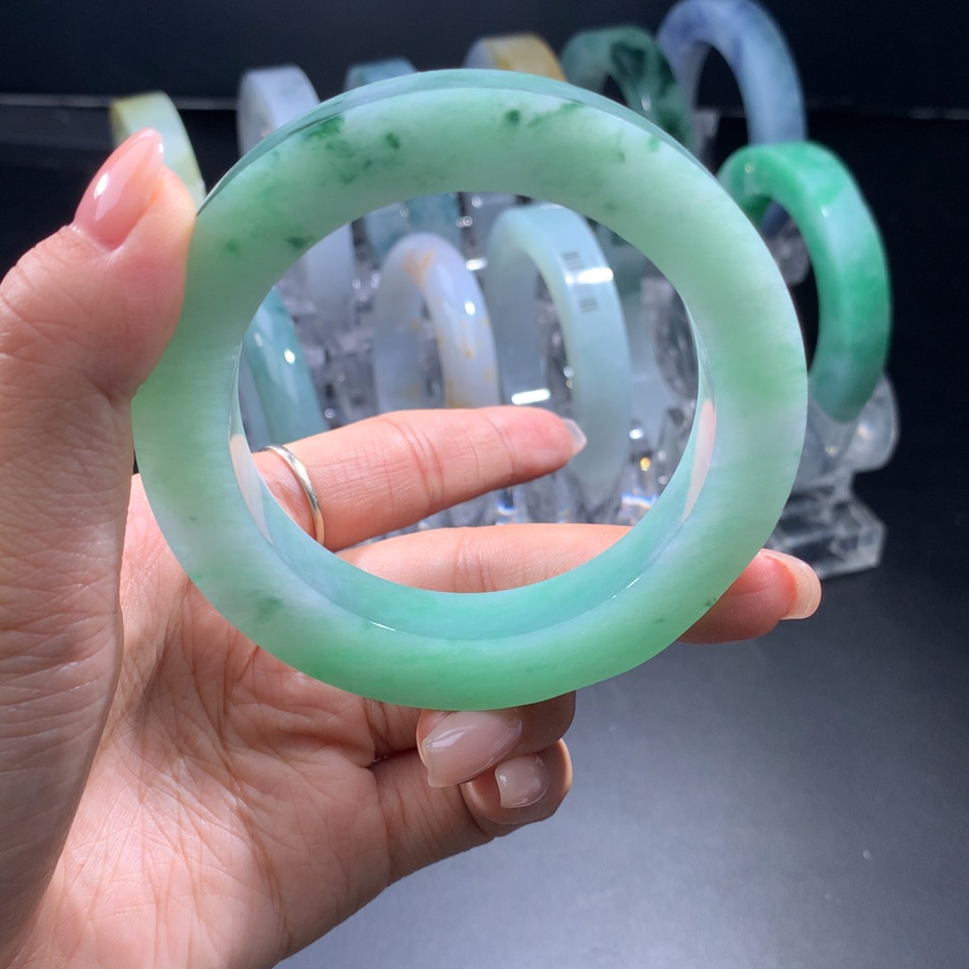 定制翡翠翡翠手镯未镶嵌