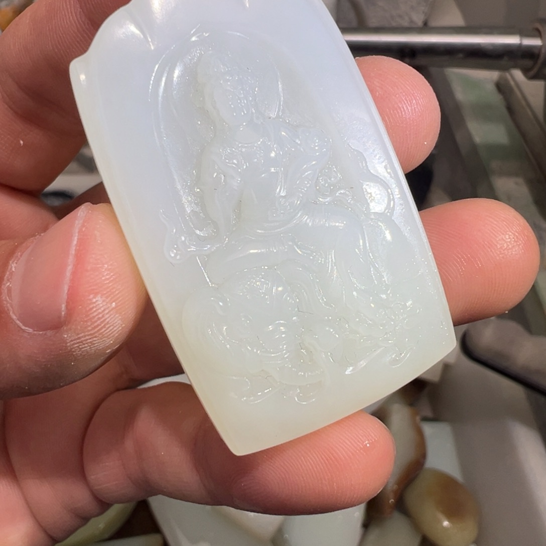 定制和田玉未镶嵌挂件