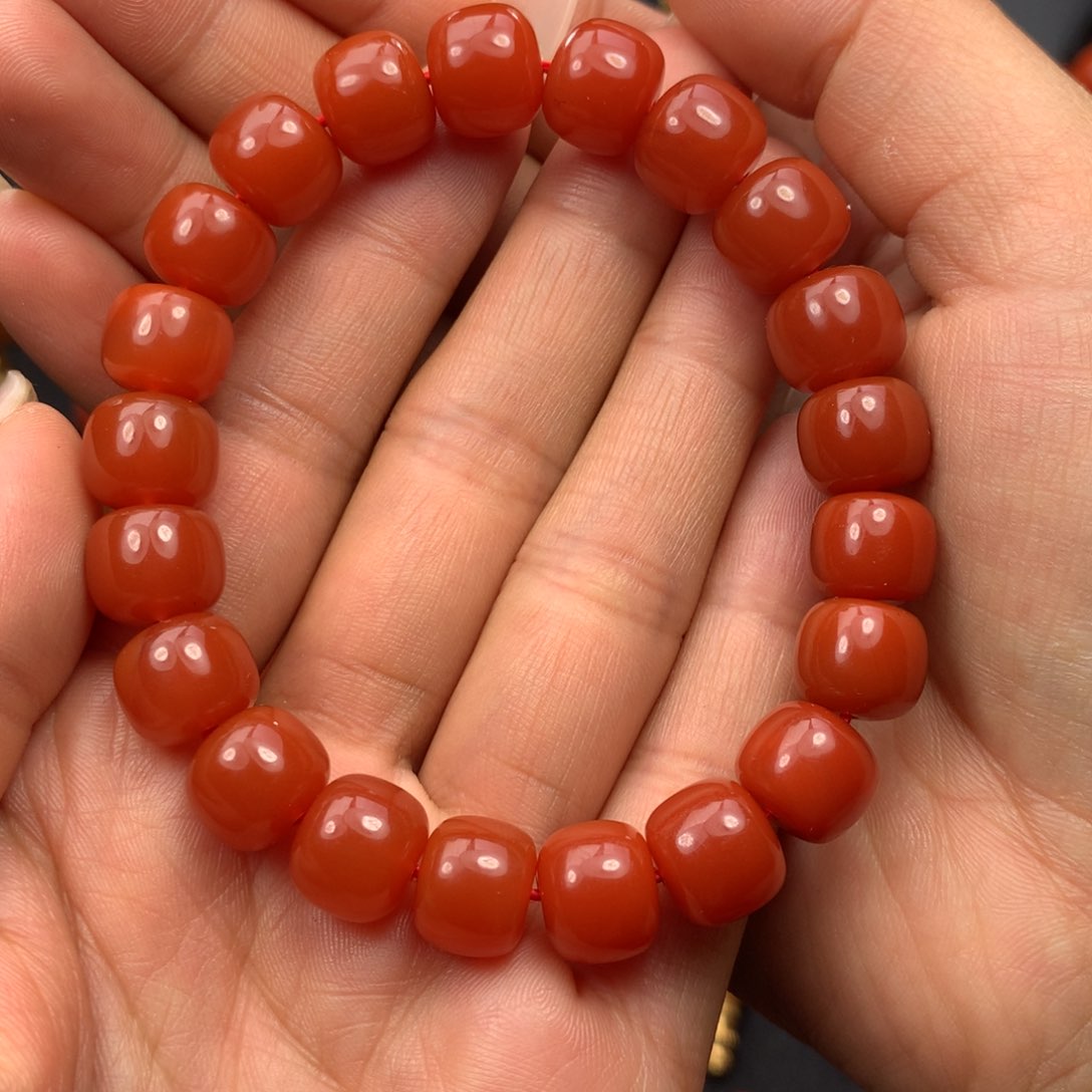 南红玛瑙手串未镶嵌