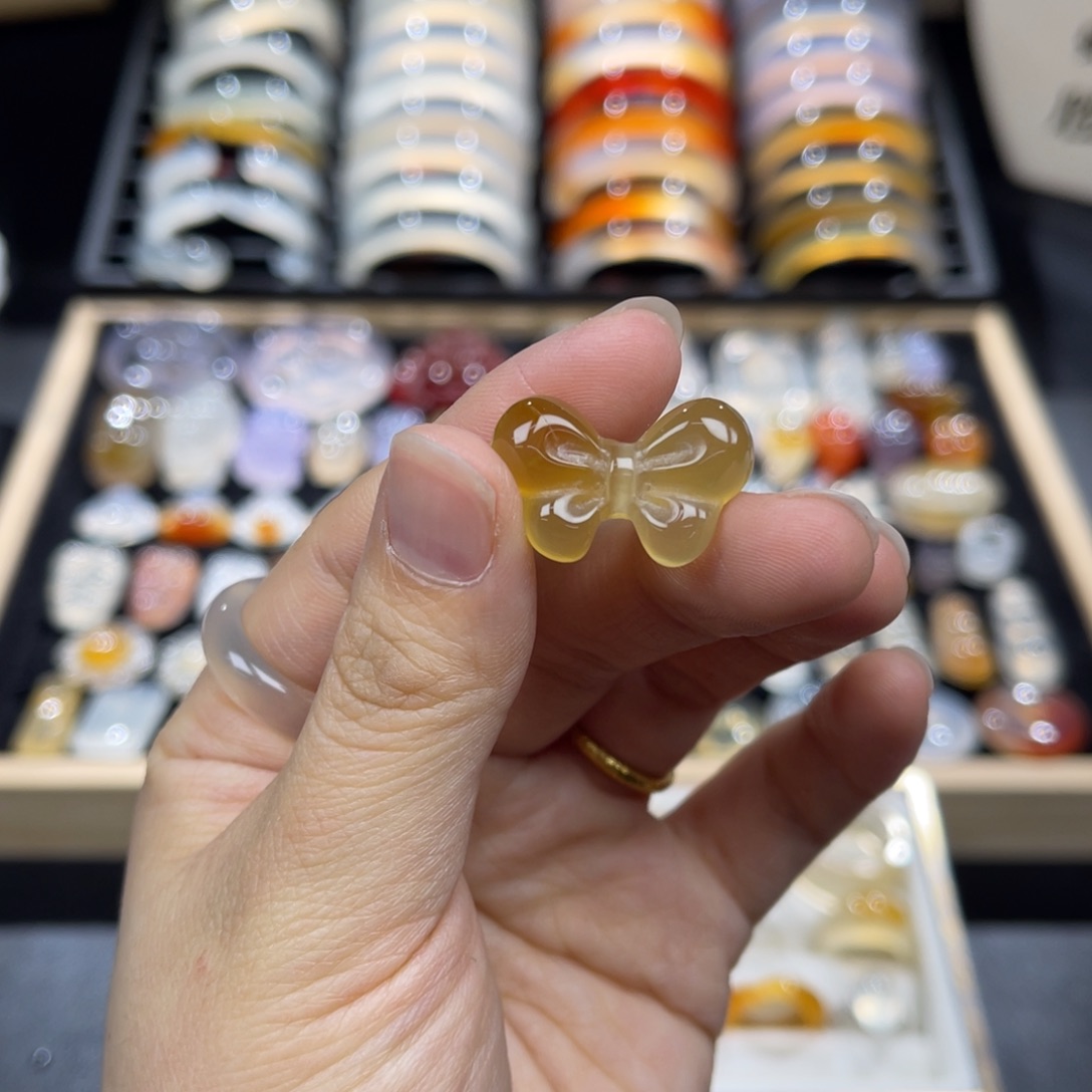 玛瑙/玉髓未镶嵌颈饰